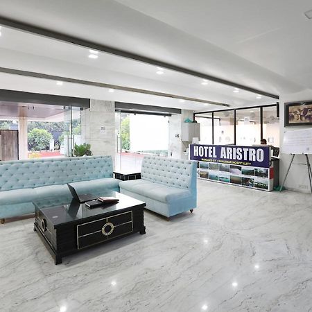 Hotel Aristro Lonavala Esterno foto